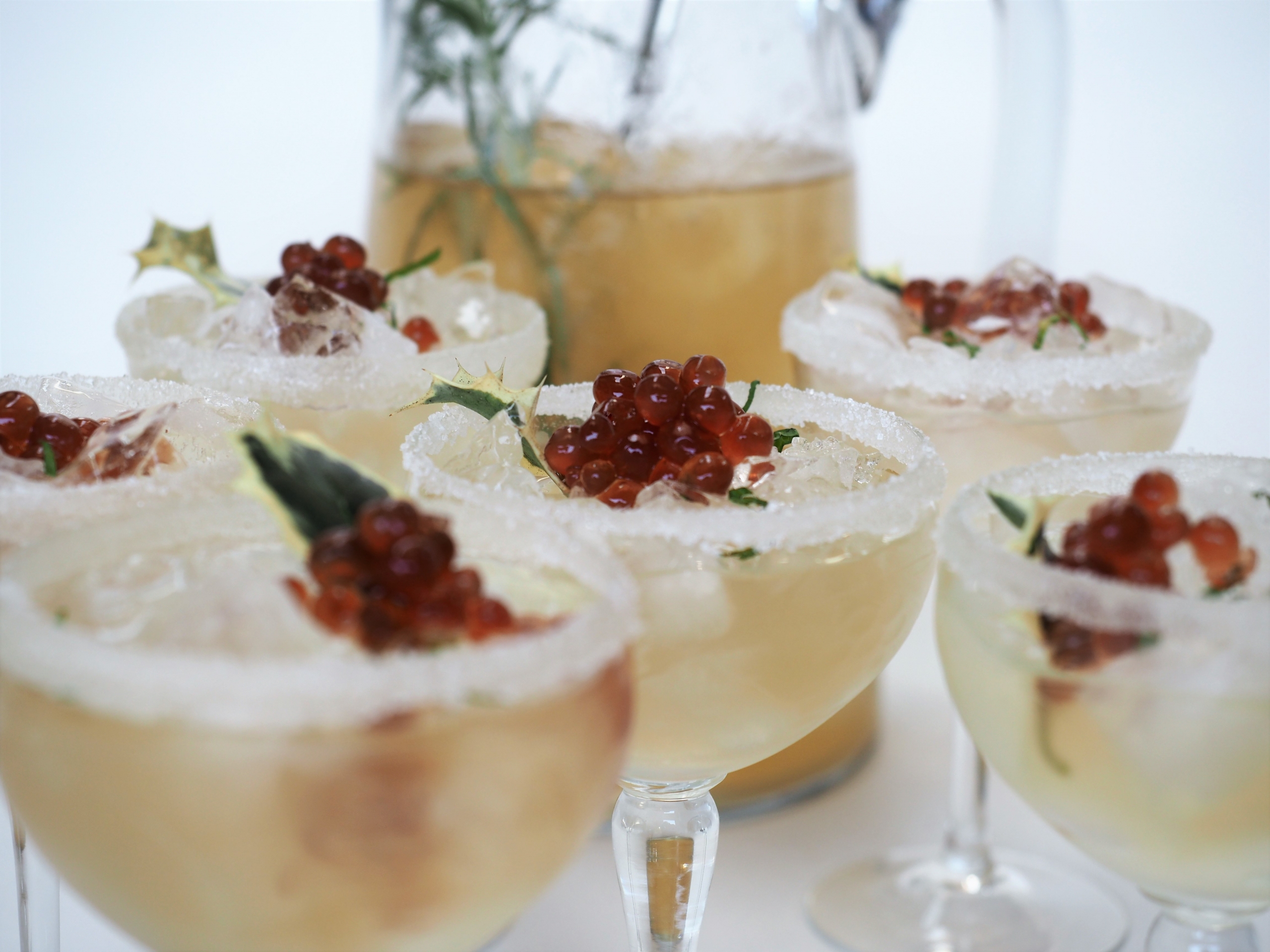 Apple and Ginger-Mint Spritz with Spiced Cranberry Flavour Pearls