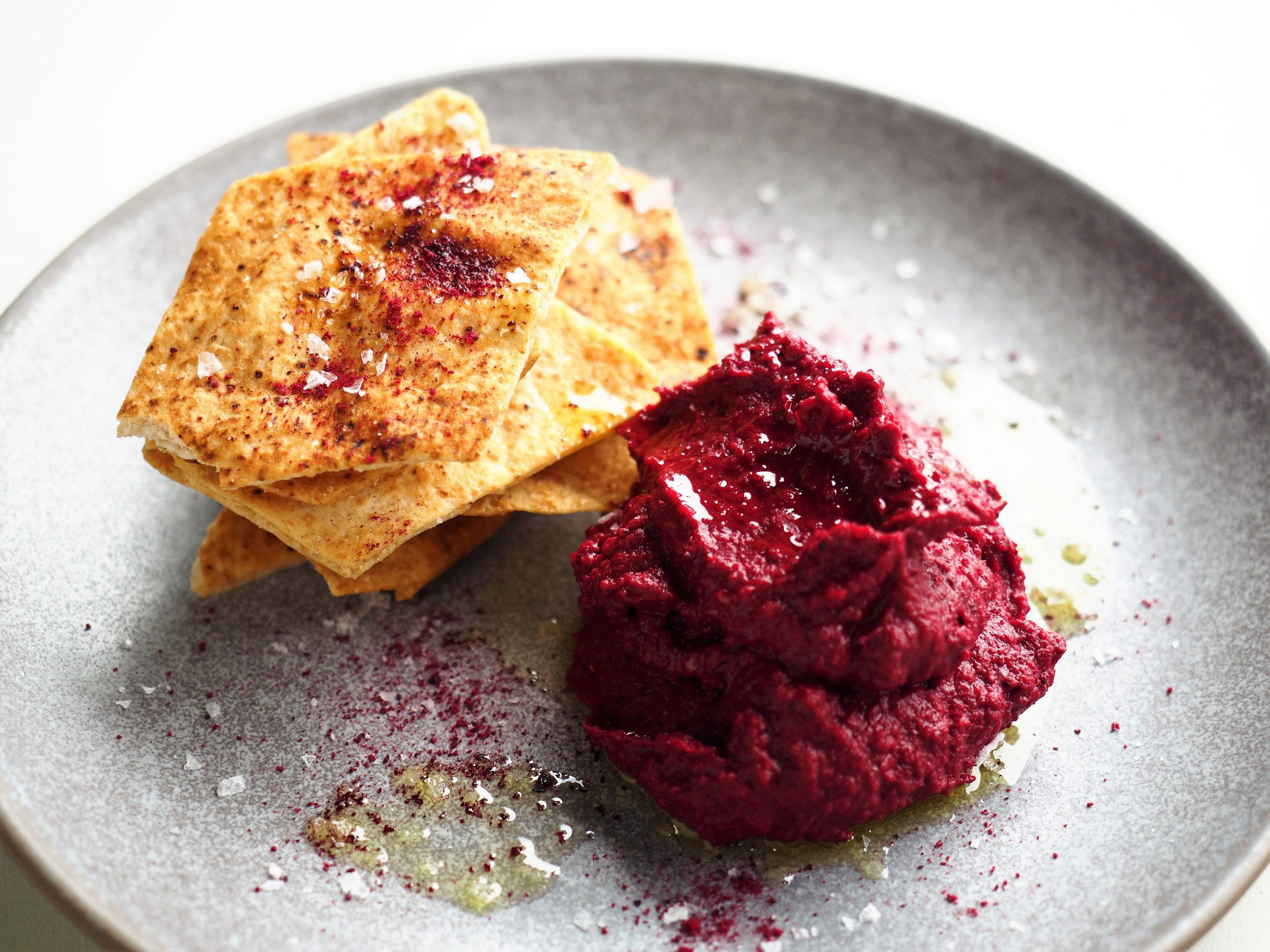 Hommus with Beetroot and Spice