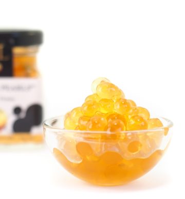 Smoked Honey Flavour Pearls in dish