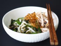 Chilled Udon and Chicken with Shichimi & Lime Flavour Pearls